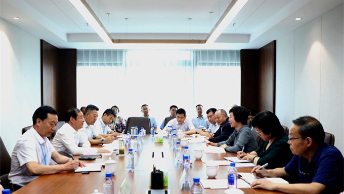 省委組織部副部長、省人社廳廳長周麗寧一行來集團調(diào)研指導(dǎo)工作