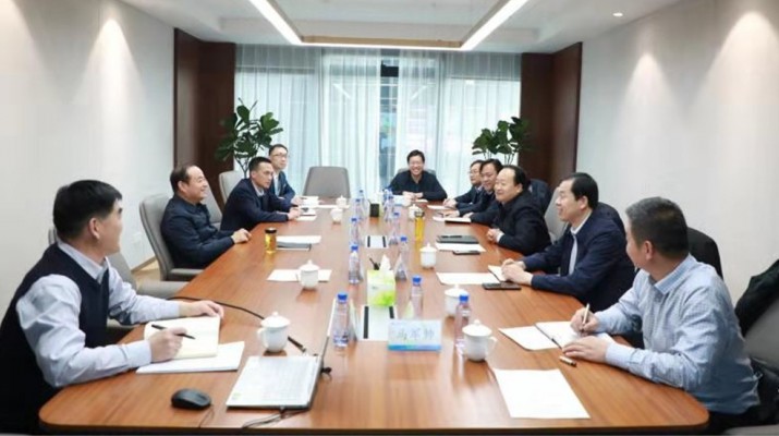 酒泉市肅州區(qū)委副書記、區(qū)長王永宏一行到訪集團(tuán)公司